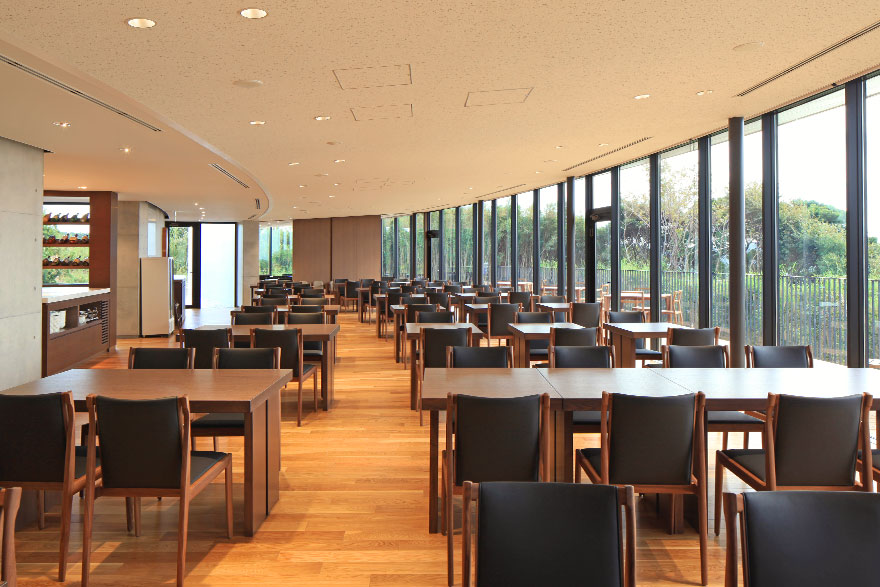 レストラン