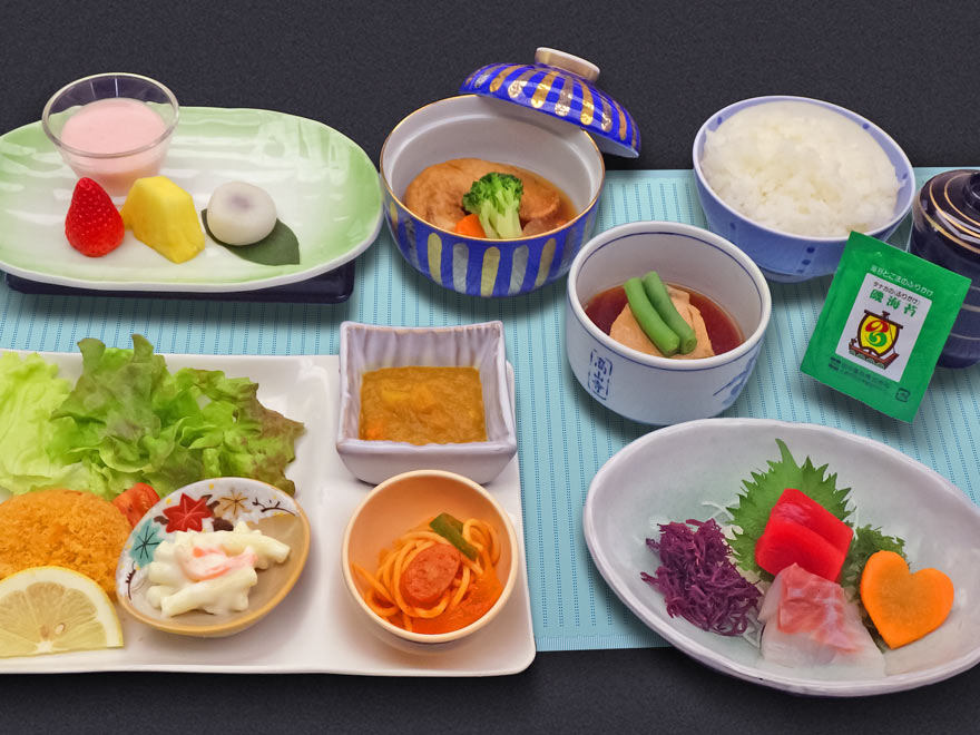お子様料理　6月、7月　奇数日