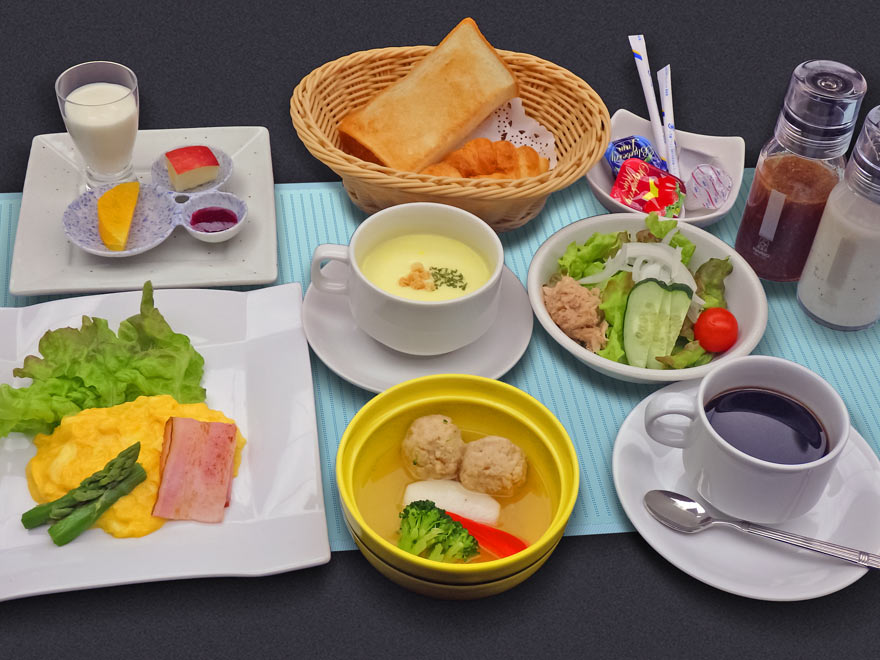 洋朝食　6月、7月　奇数日