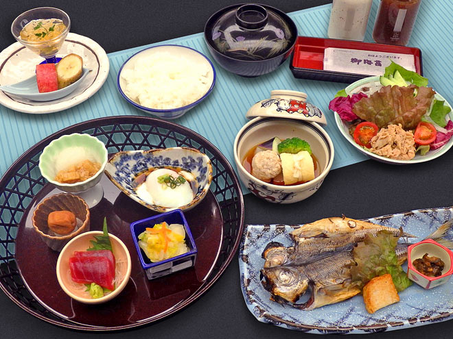 朝食　6月、7月　奇数日